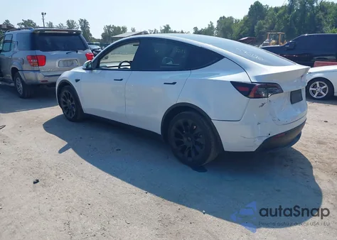 2023 Tesla Model Y Awd/Long Range Dual Motor All-Wheel Drive from USA, damaged, VIN 7SAYGAEE9PF590190
